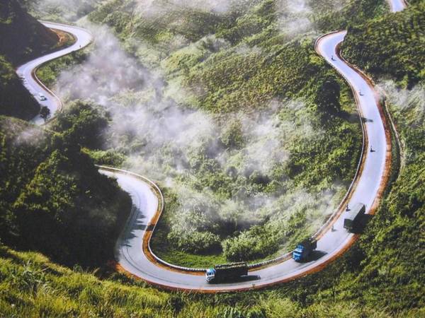 Vietnam’s 10 Most Challenging Mountain Passes to Conquer
