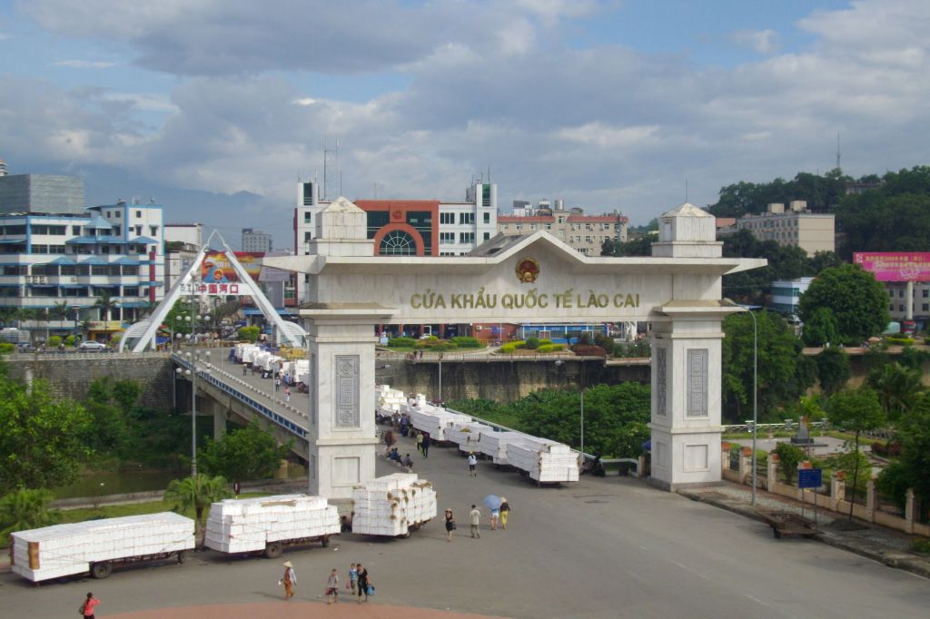 Discover Vietnam’s Border Gates to Southeast Asia & China!