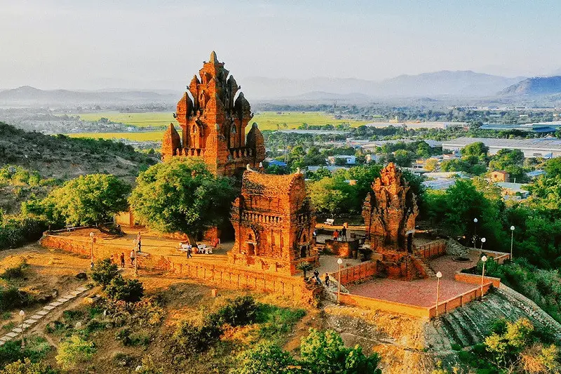 Quy Nhon Unveiled: Champa Kingdom & Authentic Local Life