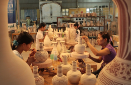 Bat Trang Ceramic Village Private Tour-Truly Artisan Heart