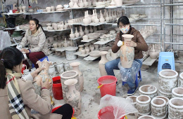 Bat Trang Ceramic Village Private Tour-Truly Artisan Heart