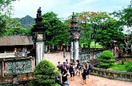 Ninh Binh 2D1N: Wonders, Heritage & Eco Private Tour