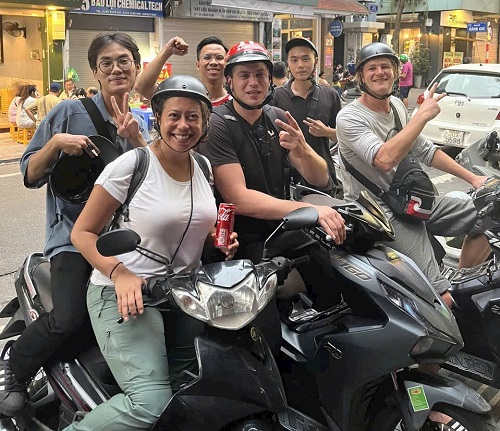 Hanoi Discovery Motorbike Tour: Unleash the City’s Soul!
