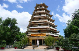 HCMC Heritage Half-Day City: Luxury Group Tour