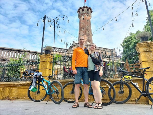 Hanoi City Biking Tour: Experience Hanoi on Two Wheels