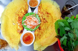 Hidden Flavors of Saigon by Night: A Vespa Discovery