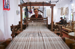 Hanoi Handicraft Wonders-Incense-Silk Village Private Tour