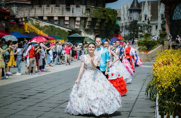 Ba Na Hills & Golden Bridge – Exclusive Private Tour