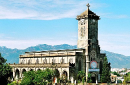 Nha Trang: A Private Tour to the City’s Soul