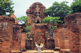 Nha Trang: A Private Tour to the City’s Soul