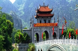 Ninh Binh Luxury Group Tour: Hoa Lu – Trang An – Mua Cave