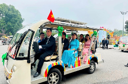 Ninh Binh Luxury Group Tour: Bai Dinh Pagoda & Eco-Trang An