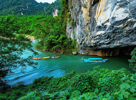Dark Cave & Phong Nha Day Tour: Discover A Mystical Wonder