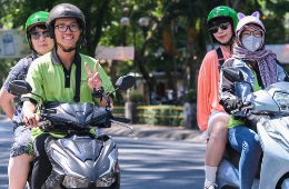 Nha Trang: Scooter Adventure to Taste the City!