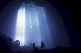 Duong Lam Village- Thay Pagoda: Private Wonder & Holy Tour