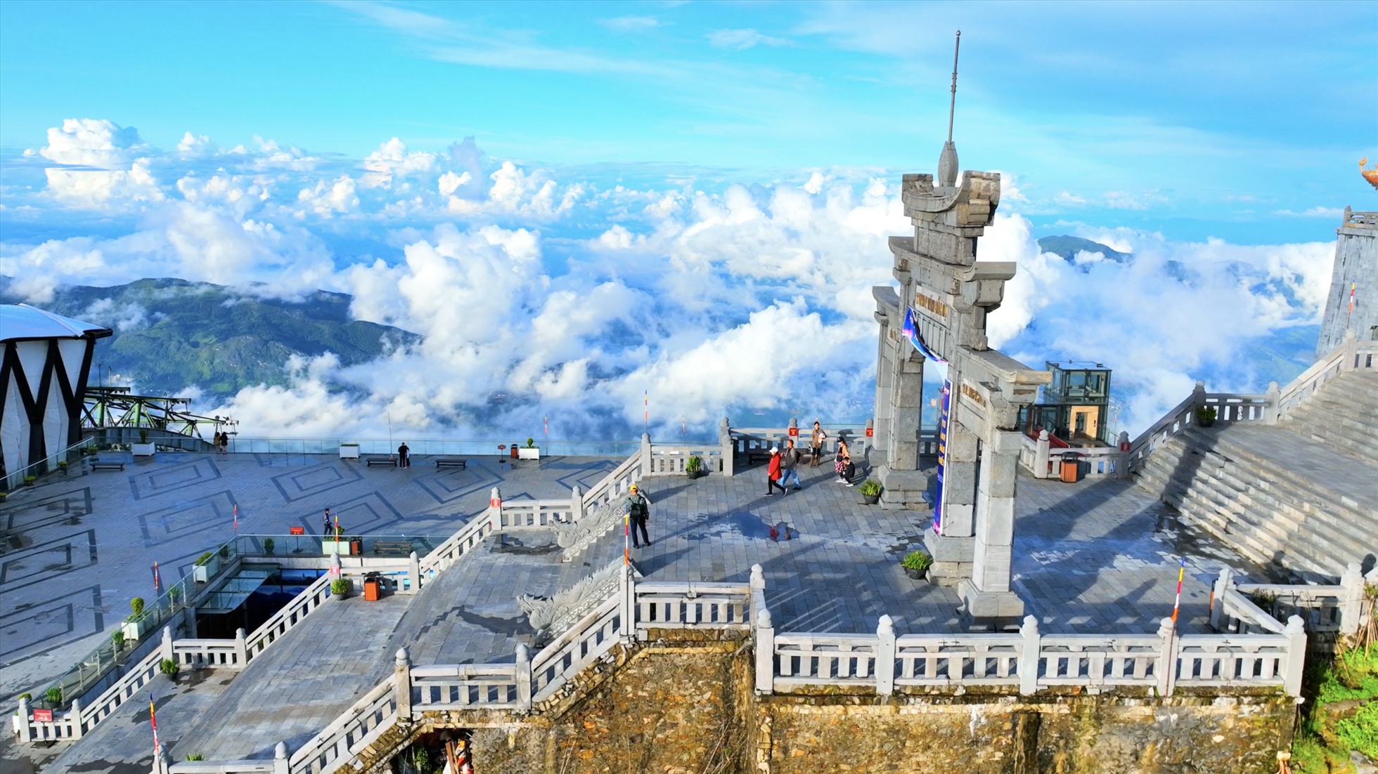 Sapa-Bac Ha Market 4D3N–Great Luxury Exclusive Private Tour