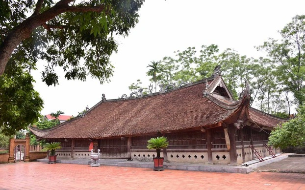 Duong Lam Village- Thay Pagoda: Private Wonder & Holy Tour