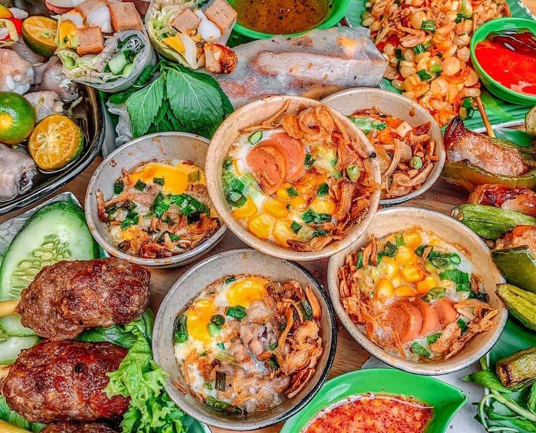 Hidden Flavors of Saigon by Night: A Vespa Discovery