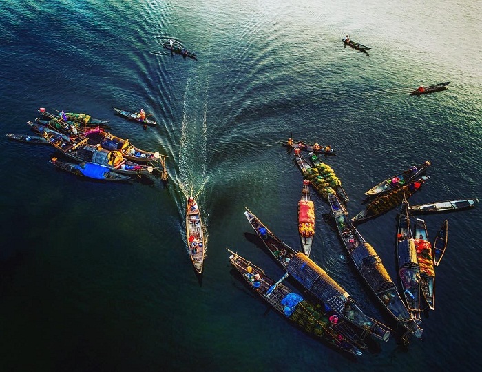 Perfect Sunset on Tam Giang Lagoon: A Unique Hue Tour